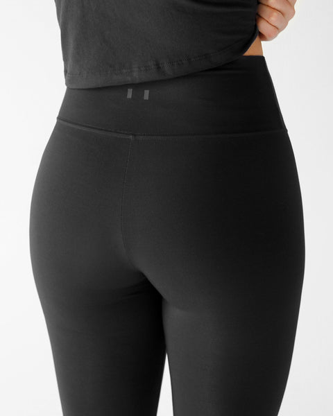 Buy 32 Degrees women plain leggings black Online