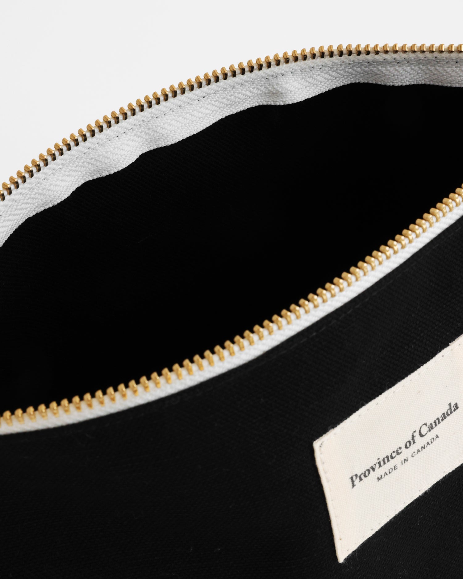 Black Pouch – Province of Canada