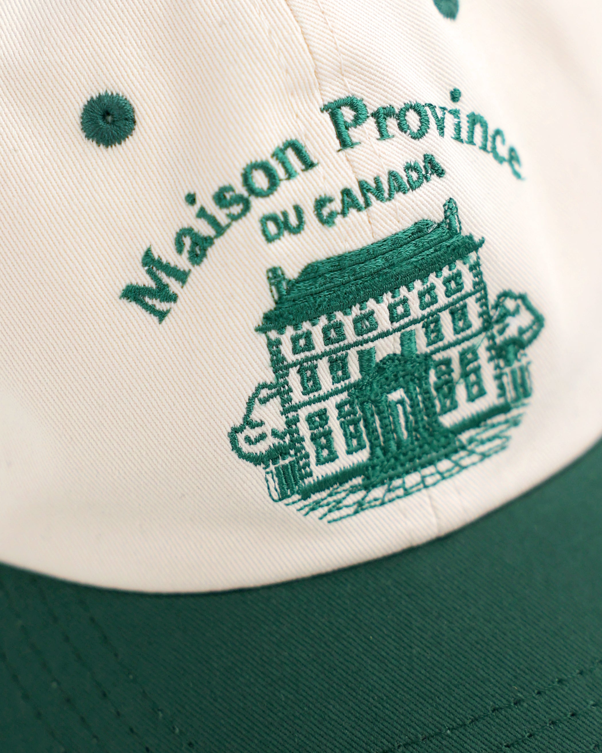 Maison Hat Natural Forest - Made in Canada - Province of Canada