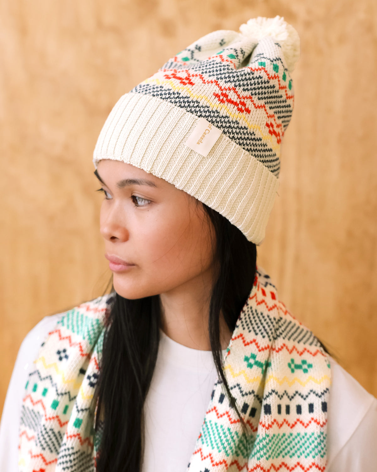 Toque Ladies Toques & Scarves – Province of Canada