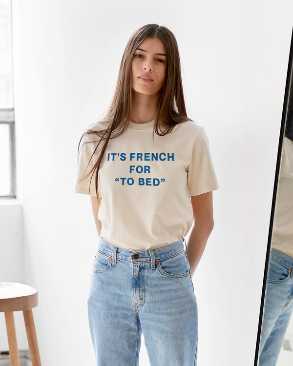 Made in Canada French for To Bed Tee Natural - Unisex - Au Lit x Province of Canada