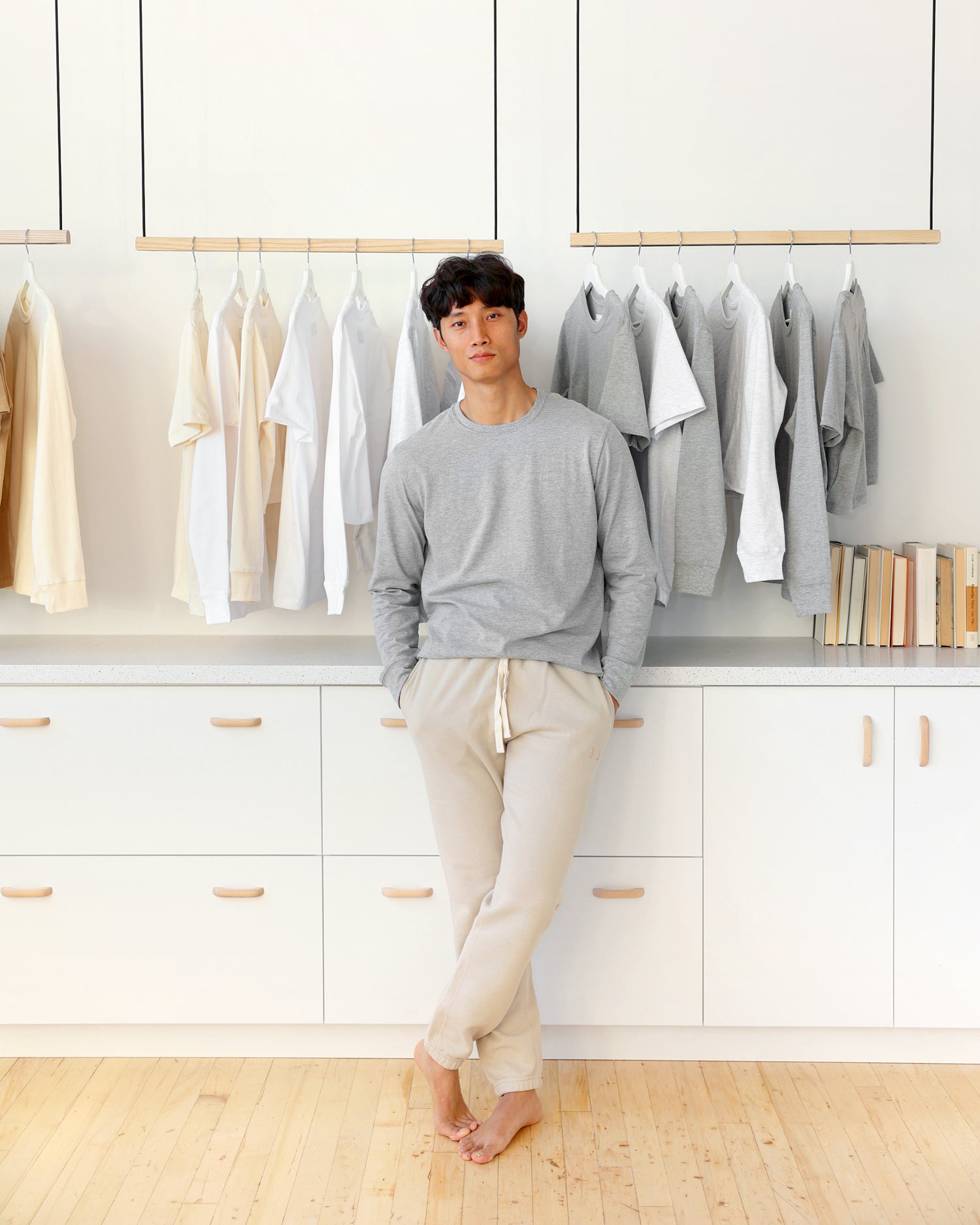 Monday Long Sleeve Tee Heather Grey - Unisex – Province of Canada