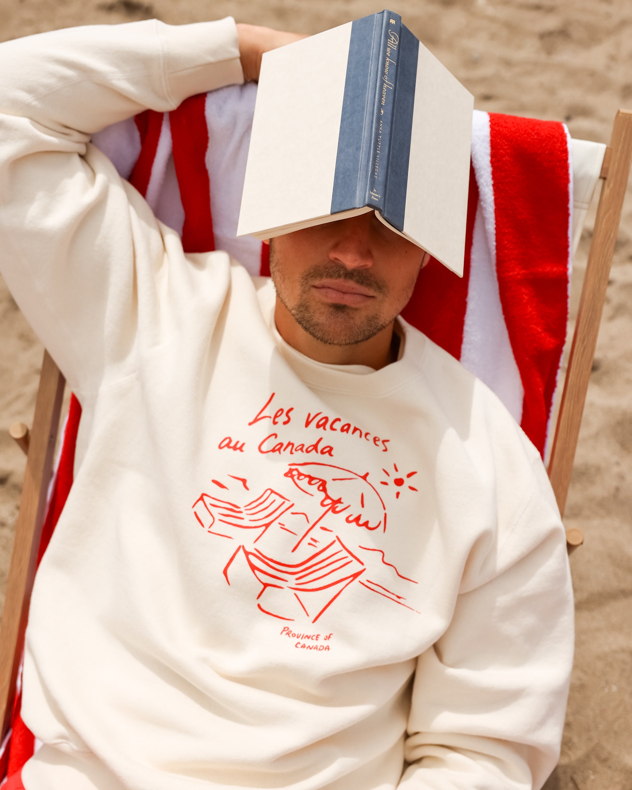 Made in Canada Fleece Les Vacances Sweatshirt Cream - Unisex - Province of Canada 