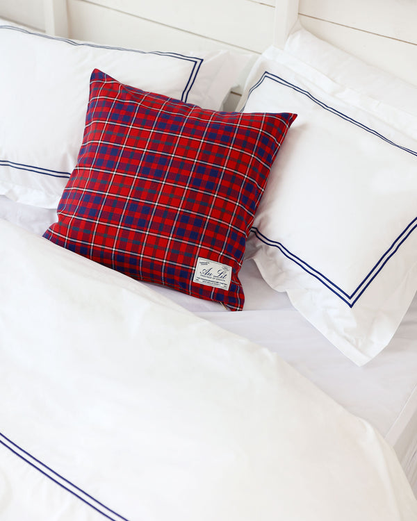 Made in Canada Plaid Flannel Cushion Red - Au Lit x Province of Canada